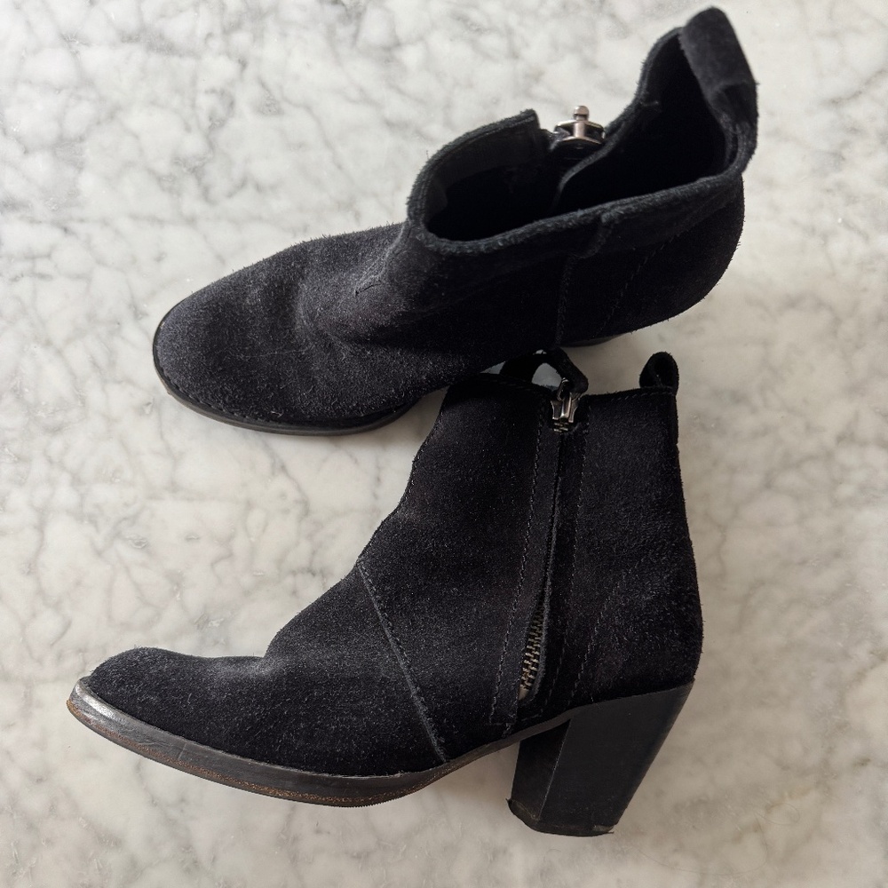 Acne Pistol Ankle Boot - Black Suede, 39